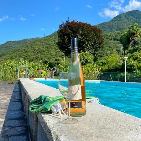 Bellavista A Garten Mit Pool * Colico